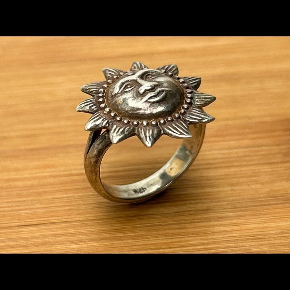 Vintage Sterling Silver Sun Face Earrings & Matching Ring, boho, hippie, ethnic - Picture 4 of 7